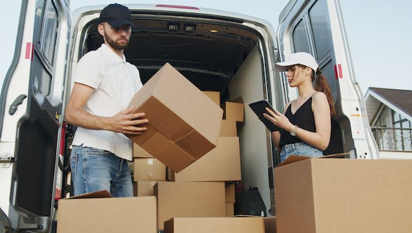 moving companies in Montreal