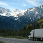 how much does truck drivers make in canada
