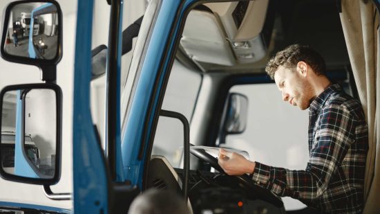 How Much Do Truck Drivers Make in Toronto