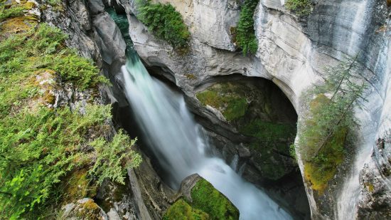 Maligne Canyon