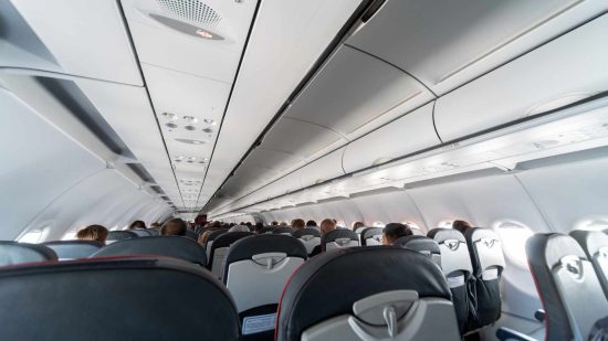 Benefits of Flying With a Low-cost Airline in Canada