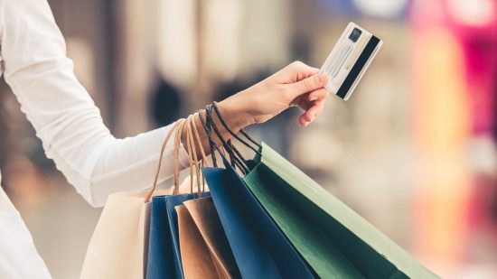 The Advantages of Using a Hudson's Bay Gift Card