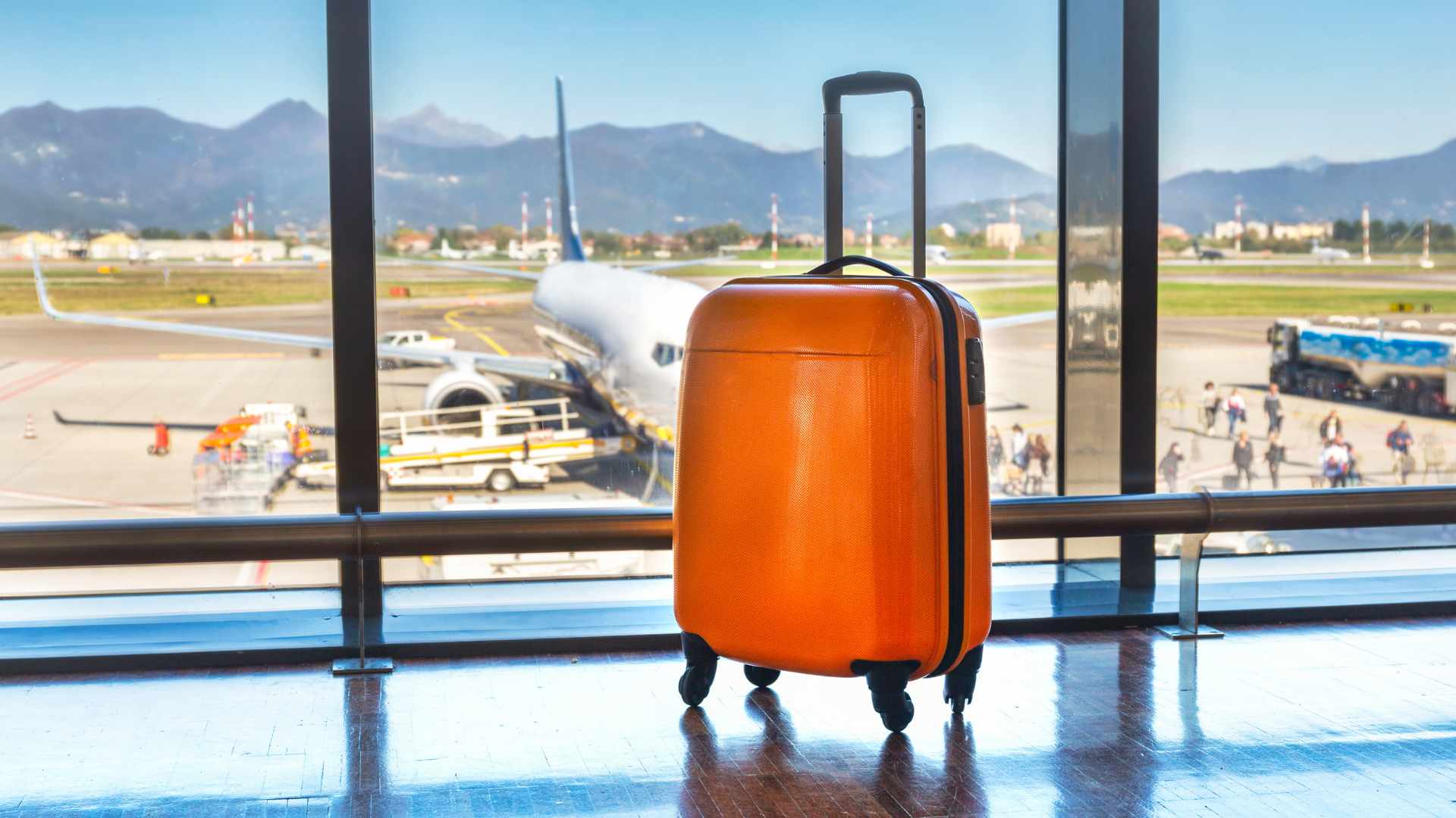 flair airlines baggage fees