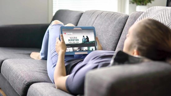 Data Usagе Considеrations for Strеaming Cravе TV