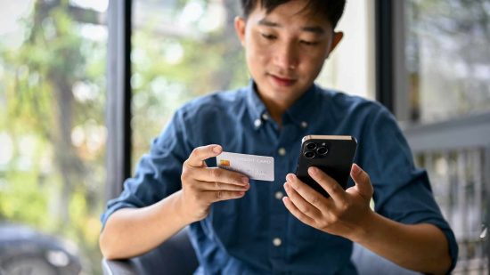 Cancelling an Amex Card via Chat