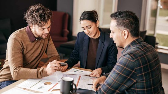 How Does Mortgage Refinancing Work